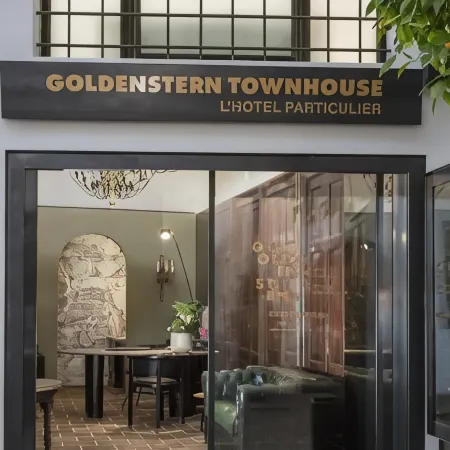 Goldenstern Townhouse