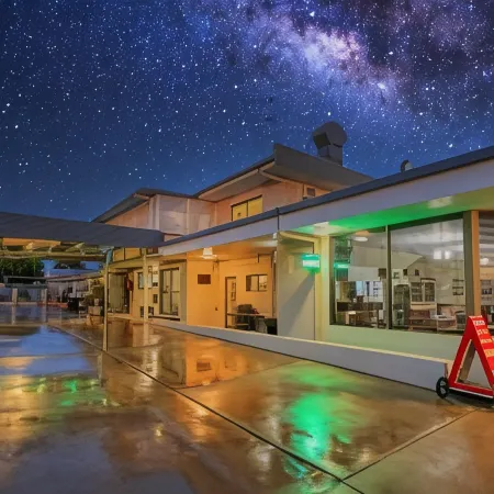 Biloela Centre Motel & Grevillea Steakhouse & Bar
