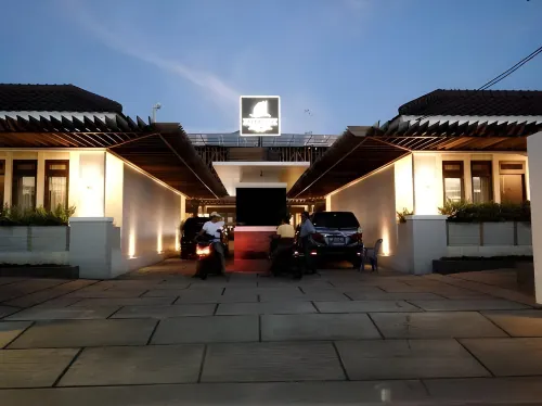 Millinov Boutique Hotel