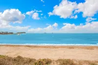 Beachfront Holiday Cottage