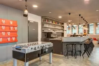 Meininger Hotel München Olympiapark - bar