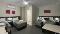 Loddon River Motel Kerang - parking
