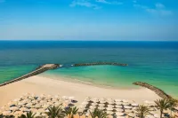 Sheraton Sharjah Beach Resort & Spa - ติดทะเล