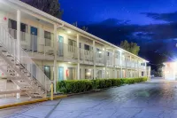 Motel 6 Bishop, CA Hotels near Ancient Bristlecone Pine Forest