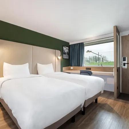 Campanile Nature - Bordeaux Sud Pessac