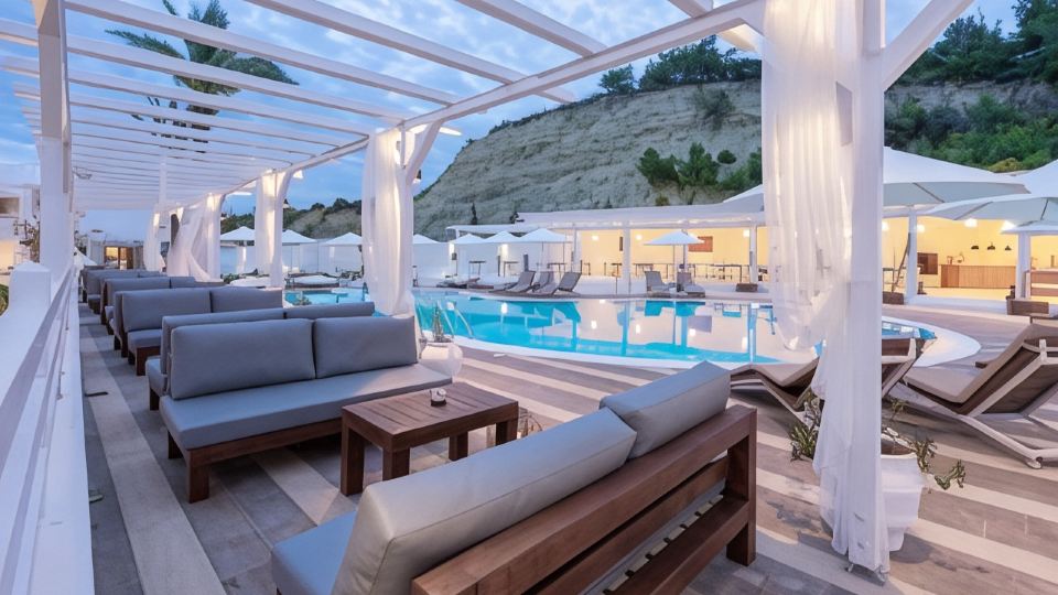 Aloe Hotel – Adults Only
