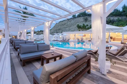 Aloe Hotel – Adults Only
