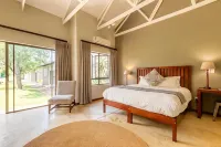 Hamiltons Lodge & Restaurant