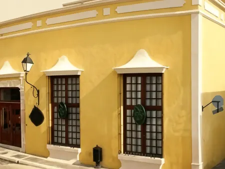 Hotel Francis Drake by DOT Tradition Отели рядом с достопримечательностью «Сад Ботанико Смуч-Альтун»