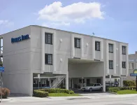 Days Inn by Wyndham Orange Anaheim Hotel a Orange