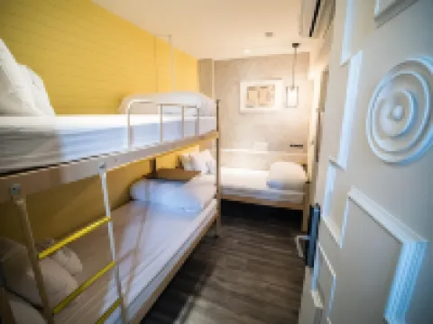 The Retro Tai-Pan 2 Hotels near Tainan Wu Garden