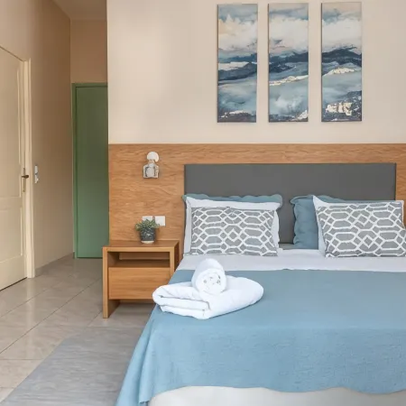Theano Hotel