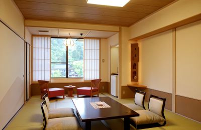 マウンテンビュー和室(禁煙) よもぎひら温泉　和泉屋の写真