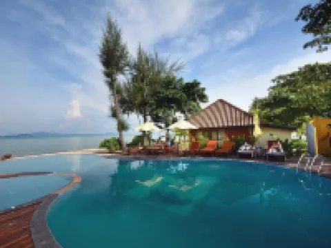 Thiwson Beach Resort