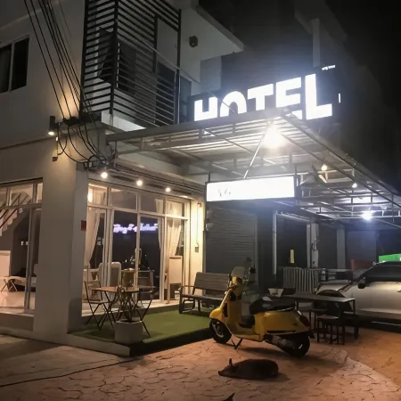 Day II Hotel