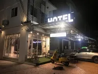 Day II Hotel Hoteller i Ang Sila