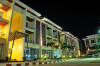 Boonjumnong Modern Apartment