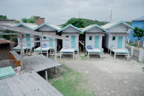 WoyWoy Sunrise Bira Hotels in Bonto Bahari