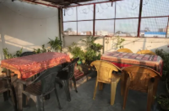 Somit Paying Guest House