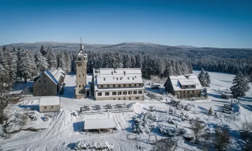 克拉洛威卡酒店