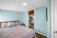 Beautiful condo steps away from the beach in Manasquan