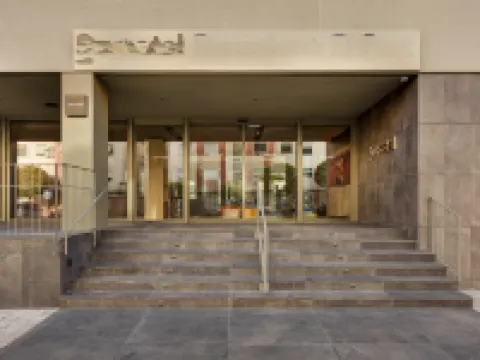 Sercotel Barcelona el Prat Hotels in El Prat de Llobregat