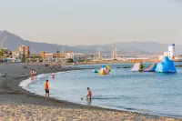 Modern Townhouse 7min walk beach and 15 to Duquesa