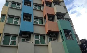 Leez Inn Malate