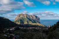 GuestReady - Tranquil Getaway in Madeira - Sea View