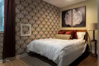 Massanutten Escape: Pool pass, Hot Tub, Sauna, Movie Theater, Game Rm, Fire pit