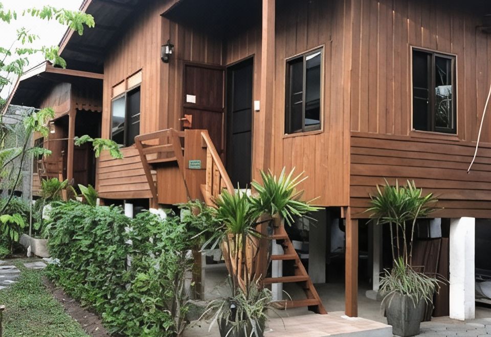 Cozy Stay in Old Town Images