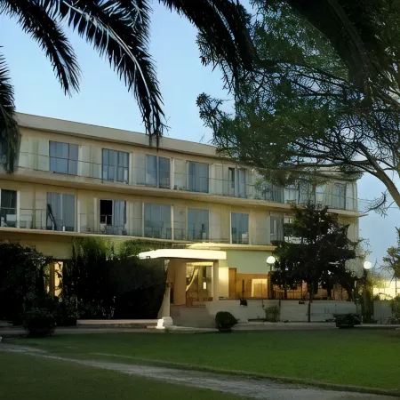 Hôtel Spa Restaurant la Madrague