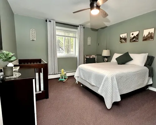 Casita Verde – The Perfect Family Getaway in a 4-Season Resort Community Hotels in Lake Ariel