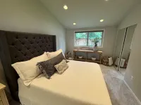 Careys Refuge - Family Retreat with Huge Fenced Yard