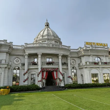 Reeti Rivaaj Hotel Patna