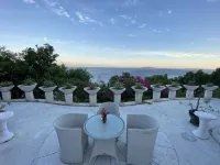 Mentigi Bay Dome Villas - 3-Star