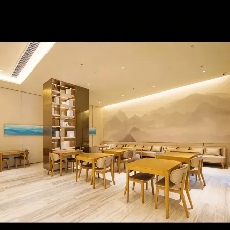Qiyue Jingzhi Hotel