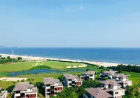 Coast Holiday Apartment - Beach