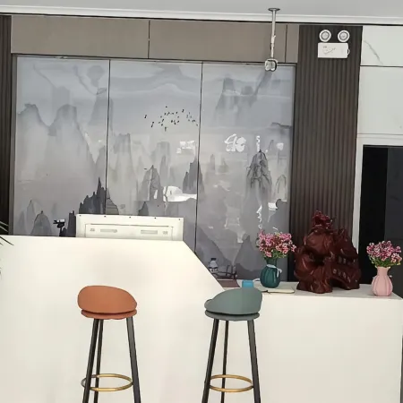 Huayi Hotel