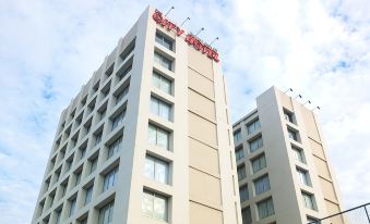 The City Hotel Sriracha by BBH Japan