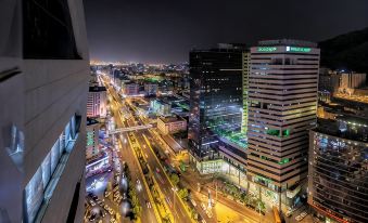 MAKKAH AL AZIZIAH by IHG