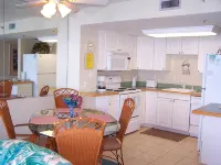 Sundestin Beach Resort - Kitchens