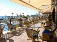 Atlantica Golden Beach Hotel - Adults Only Hotele w: Pafos