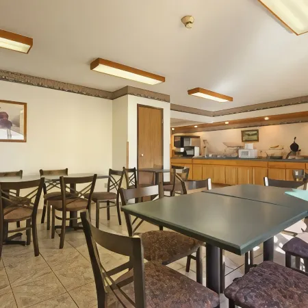 Super 8 by Wyndham Gallipolis Pt Pleasant Area