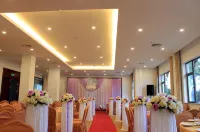 Baiyun Hotel Xinchang - sarapan