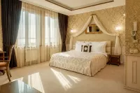 Lux Mini-Hotel - 3-Star
