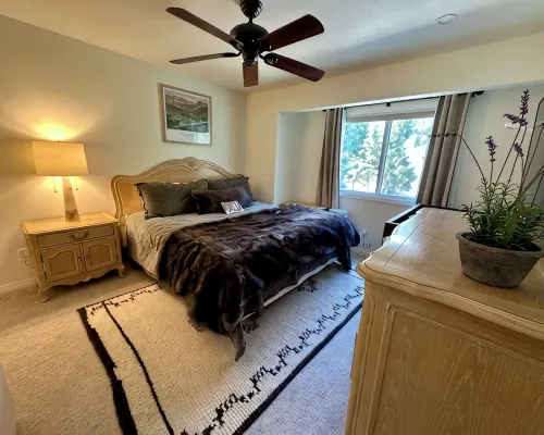 Mountain Chalet on Golf Course with Beautiful Views Hotels in Eagle-Vail