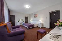 Ukraina Hotel