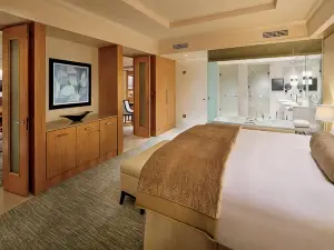 The Ritz-Carlton Residences, Dubai International Financial Centre