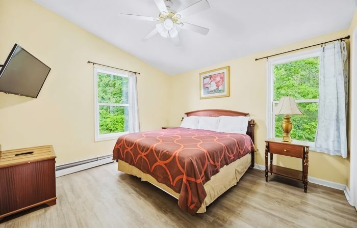 Exit 5 Resort & Condominium